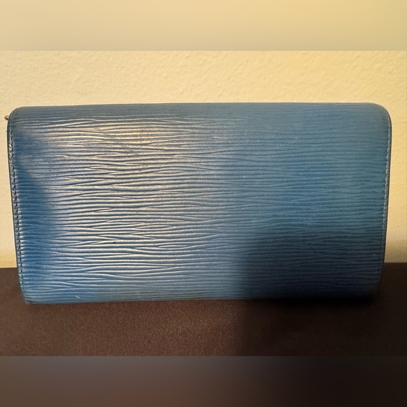 LV EPI Blue Leather Bifold Wallet - Picture 2 of 16